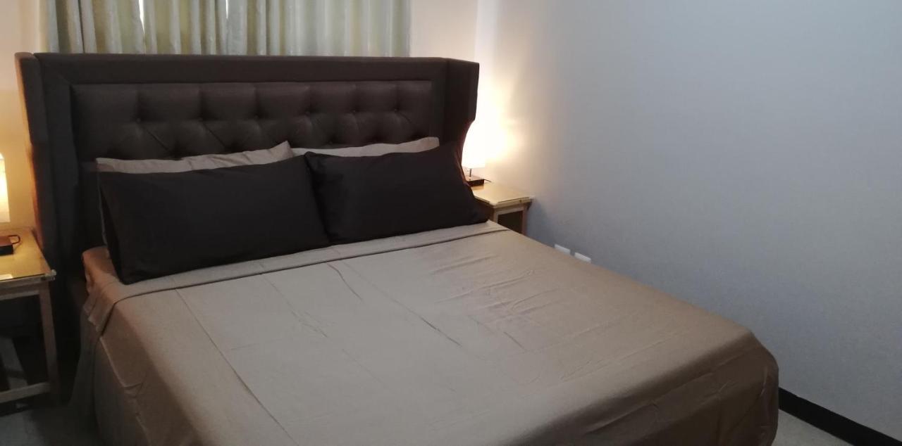 Sibarian Condo Unit C1 10Th Floor Pasay Eksteriør bilde